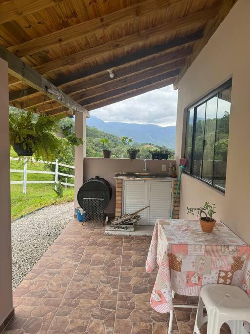 Cabana Recanto Do Arruda Para Casal Em Aguas Mornas Eksteriør bilde