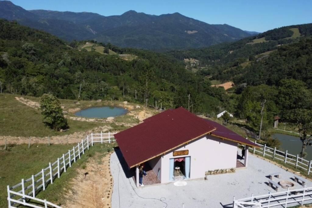 Cabana Recanto Do Arruda Para Casal Em Aguas Mornas Eksteriør bilde