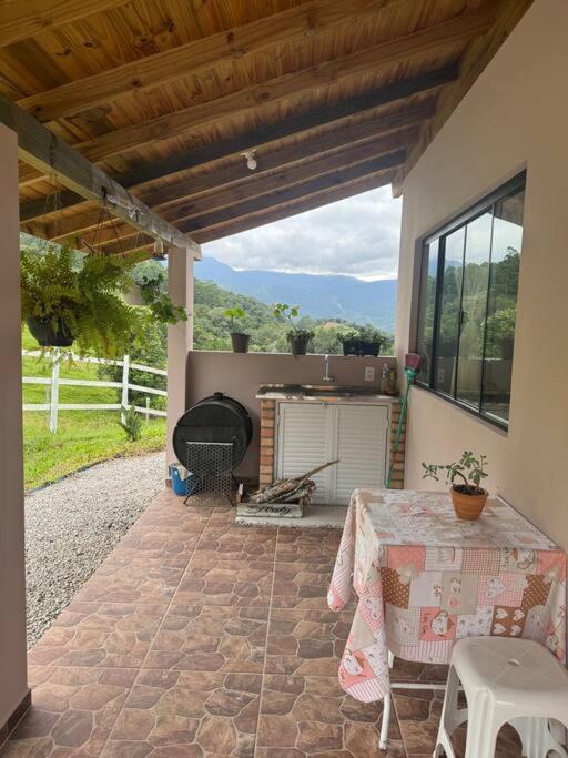 Cabana Recanto Do Arruda Para Casal Em Aguas Mornas Eksteriør bilde